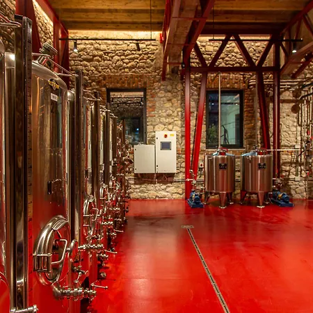 Melesin Distillery Hotel Leskovik