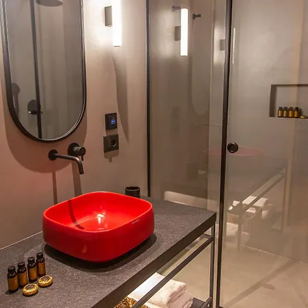 Melesin Distillery 4*