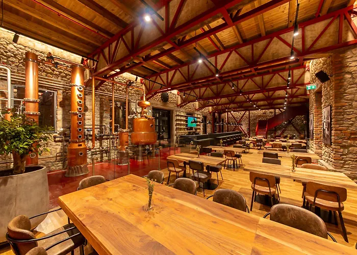 Melesin Distillery Отель