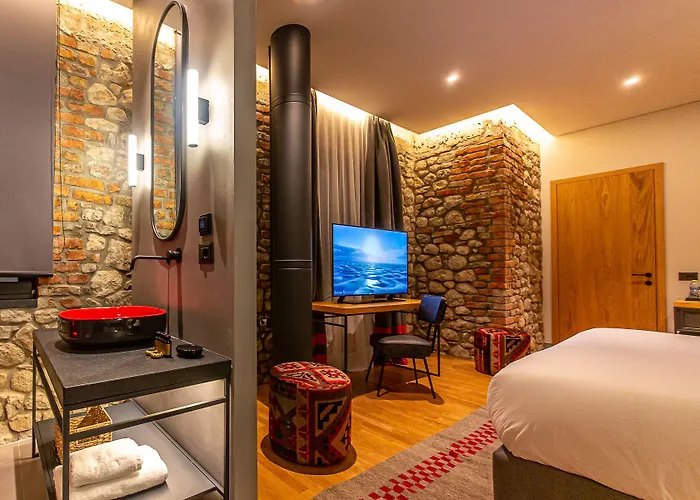 Отель Melesin Distillery 4*