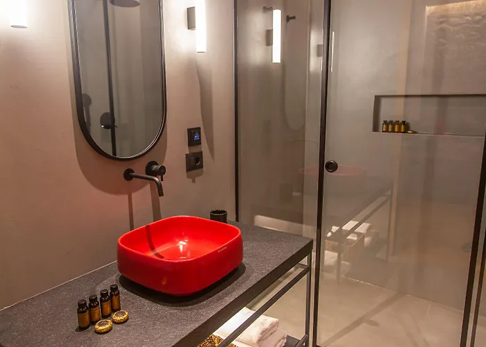 Melesin Distillery 4*