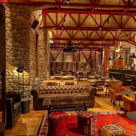 Melesin Distillery 4*