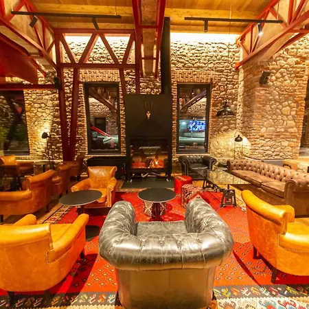 Melesin Distillery Hotel 4*