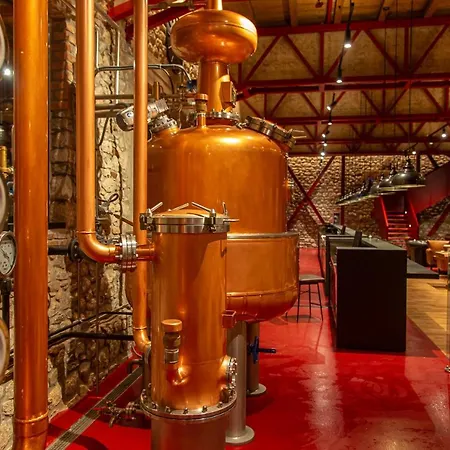 Hotel Melesin Distillery Leskovik