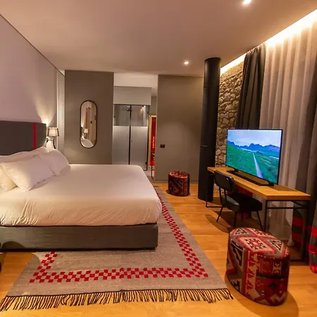 Hotel Melesin Distillery