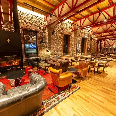 Hotel Melesin Distillery