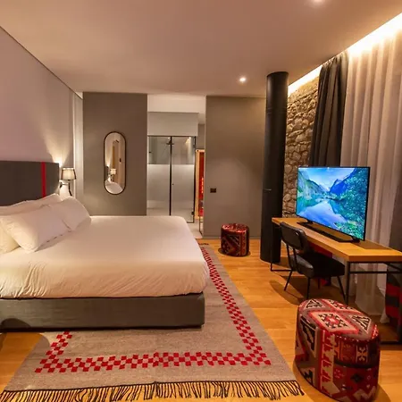 Hotel Melesin Distillery