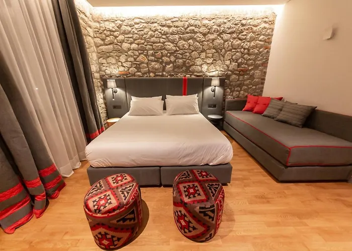 Melesin Distillery 4*