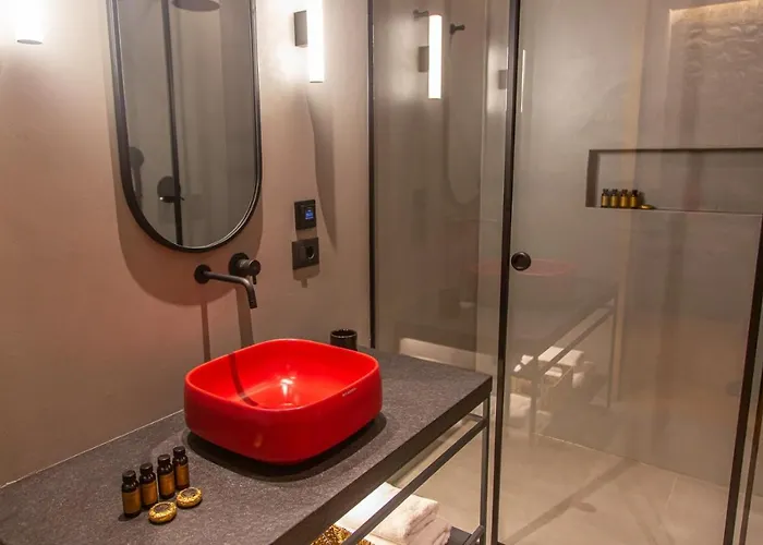 Melesin Distillery Hotel