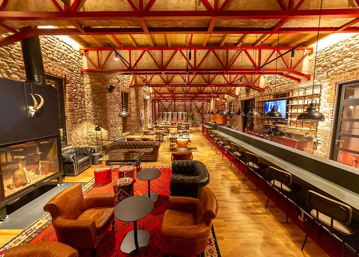 Hotel Melesin Distillery